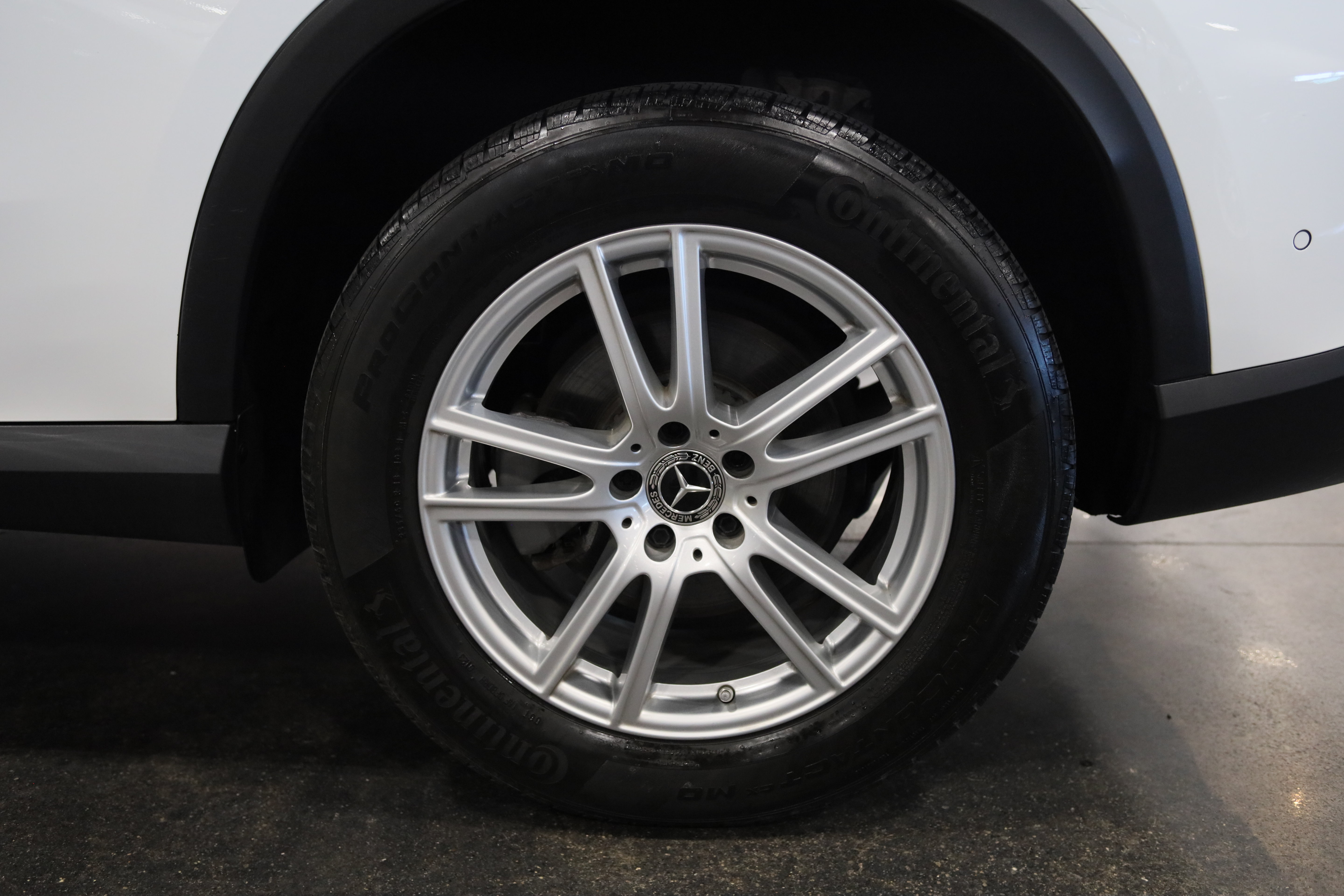 Used 2023 Mercedes-Benz GLC 300 4MATIC image 12