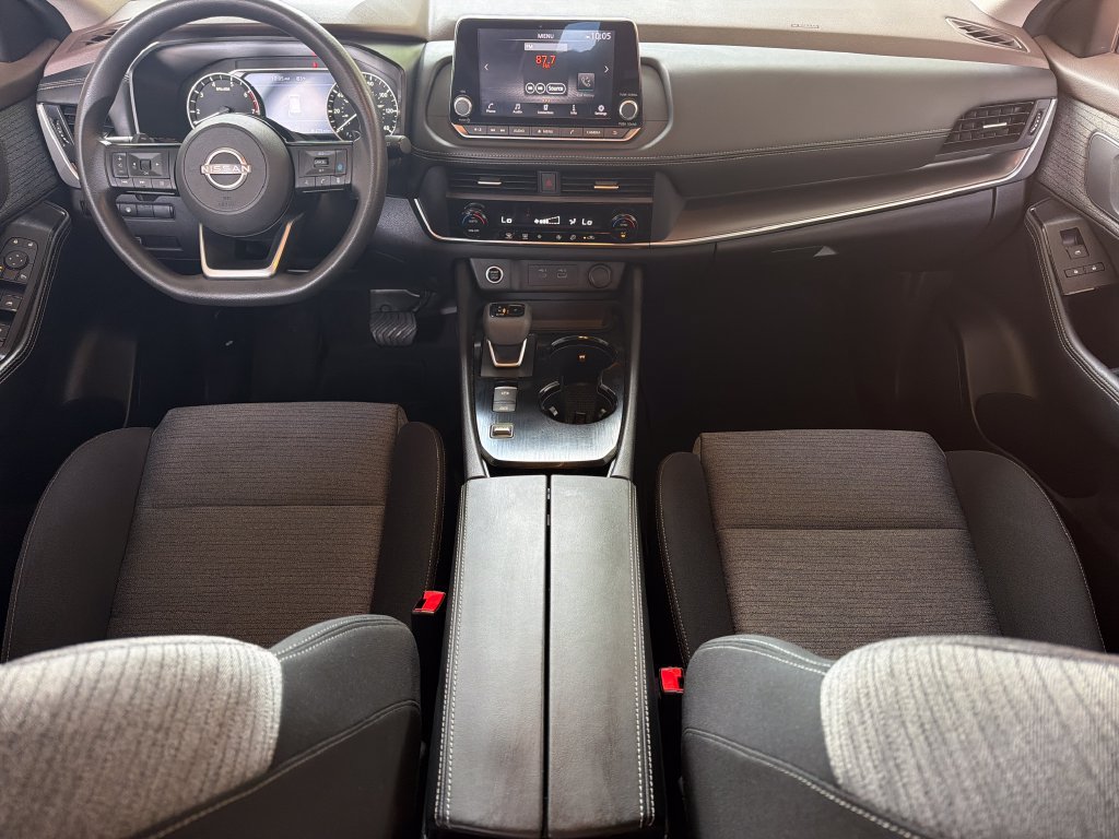 Used 2023 Nissan Rogue SV FWD image 22