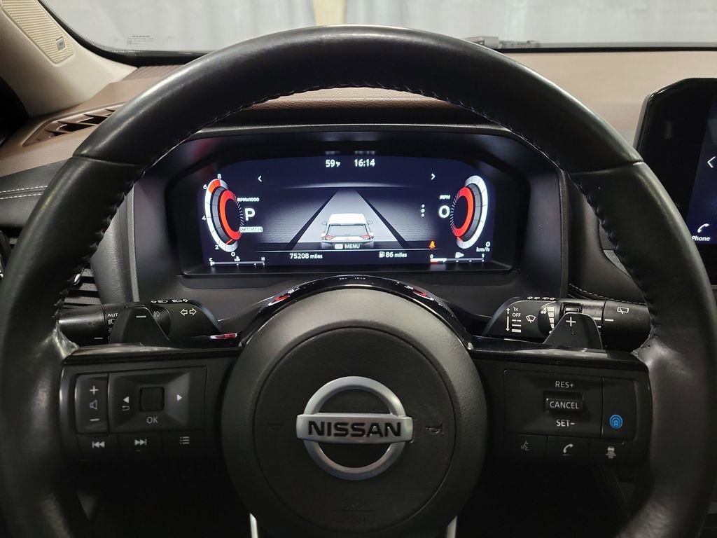 Used 2021 Nissan Rogue Platinum image 15