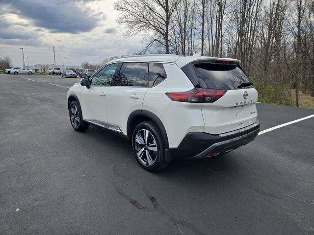 Used 2023 Nissan Rogue SL w/ SL Premium Package image 6