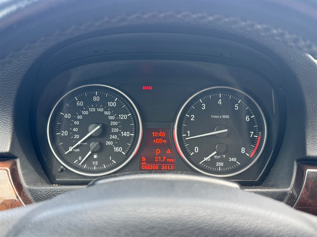 Used 2012 BMW 328i Convertible RWD image 11