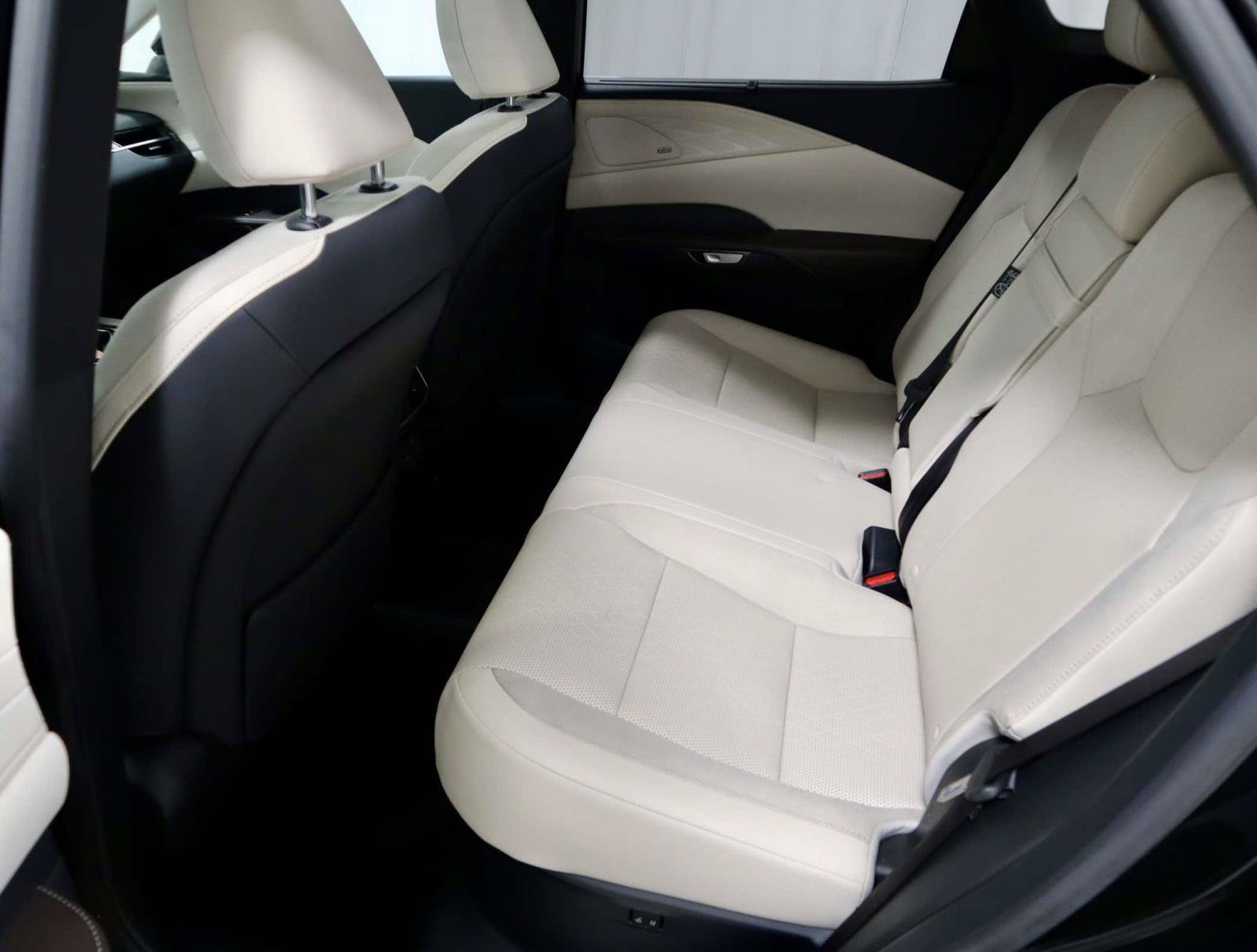Used 2025 Lexus RX 450h AWD w/ Convenience Package image 18