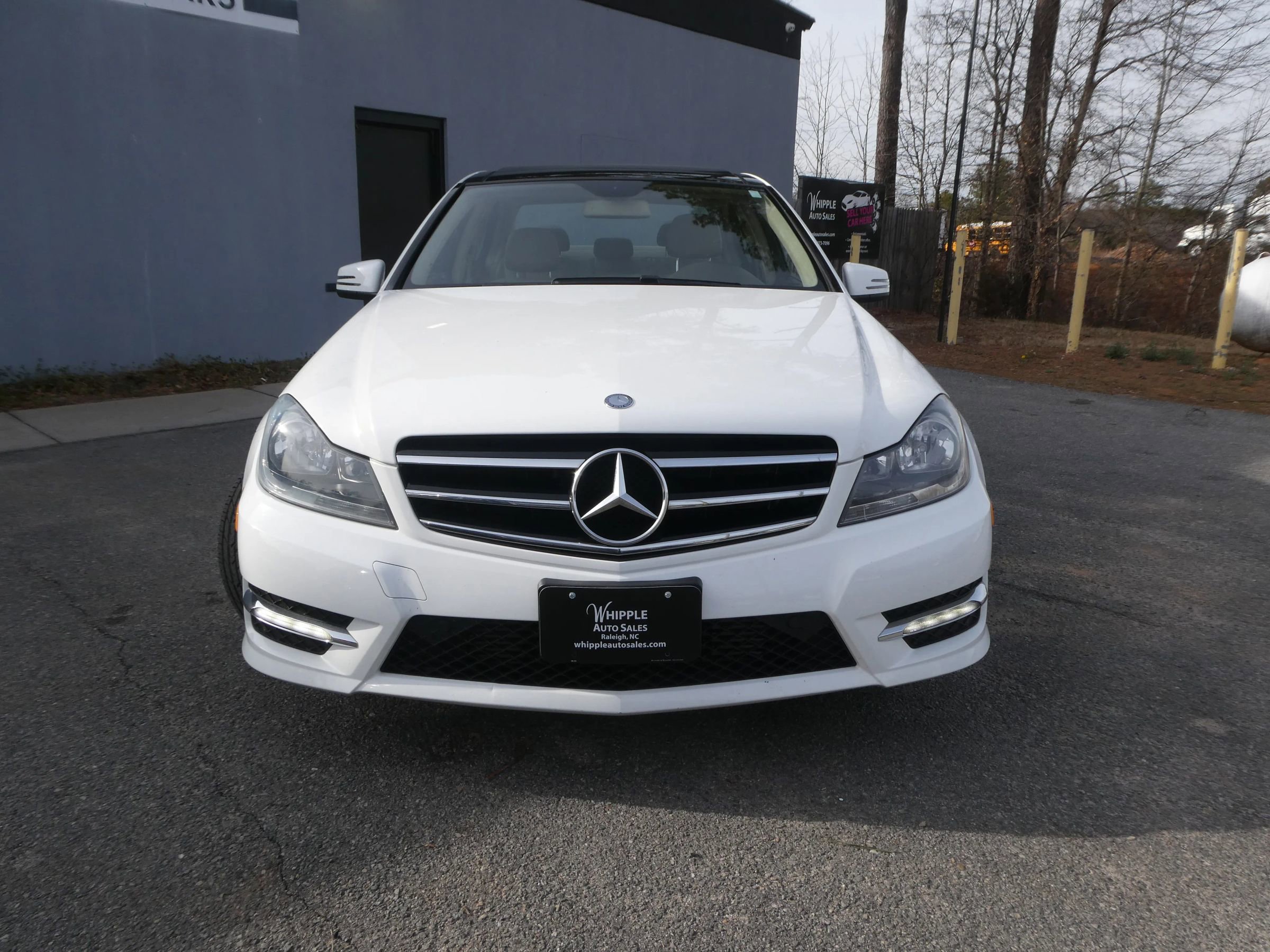 Used 2014 Mercedes-Benz C 250 Sedan image 2