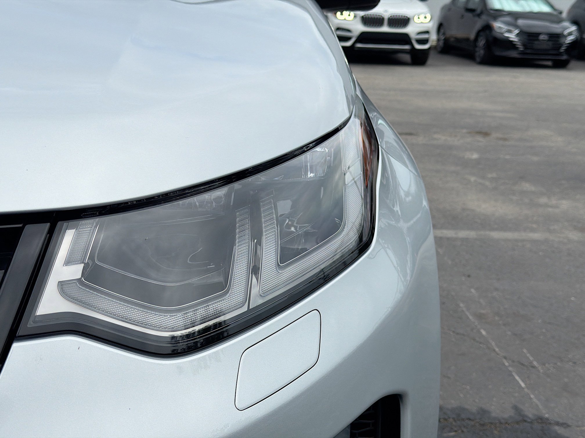 Used 2025 Land Rover Discovery Sport S AWD/4WD image 9