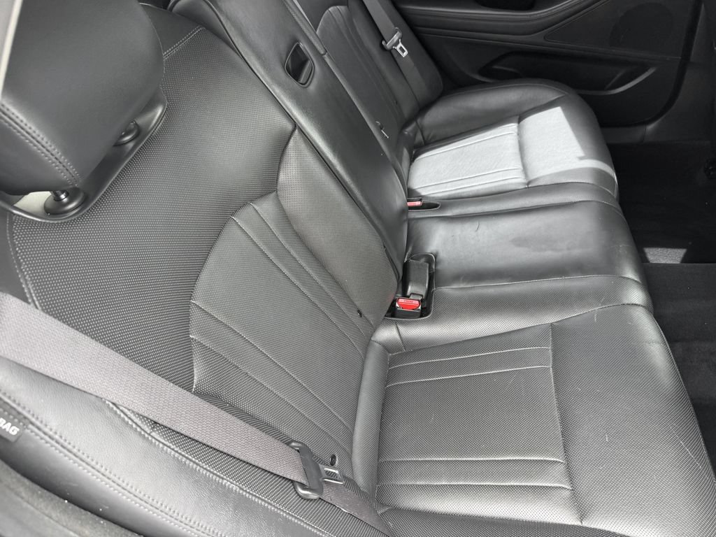 Used 2015 Hyundai Genesis 3.8 AWD/4WD image 27