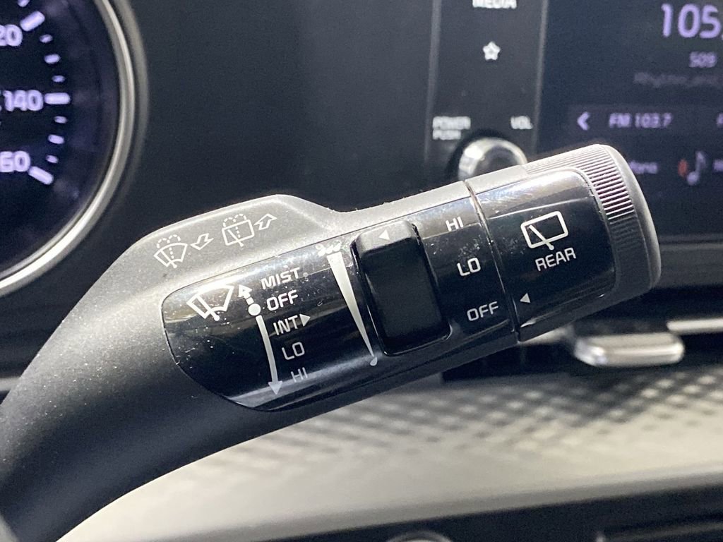 Used 2024 Kia Carnival LX image 35