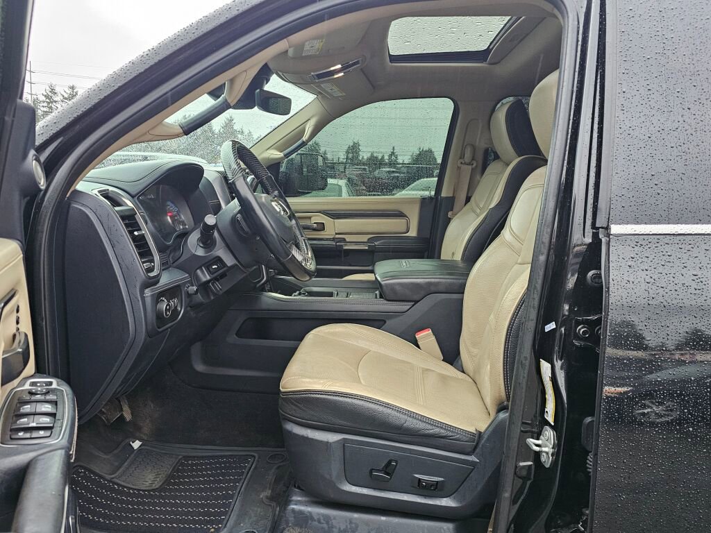 Used 2020 RAM 3500 Limited image 17