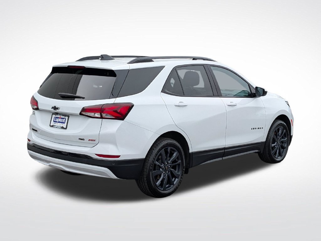Used 2024 Chevrolet Equinox RS AWD/4WD image 3