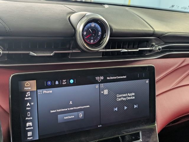 Used 2023 Maserati Grecale Modena AWD/4WD image 18