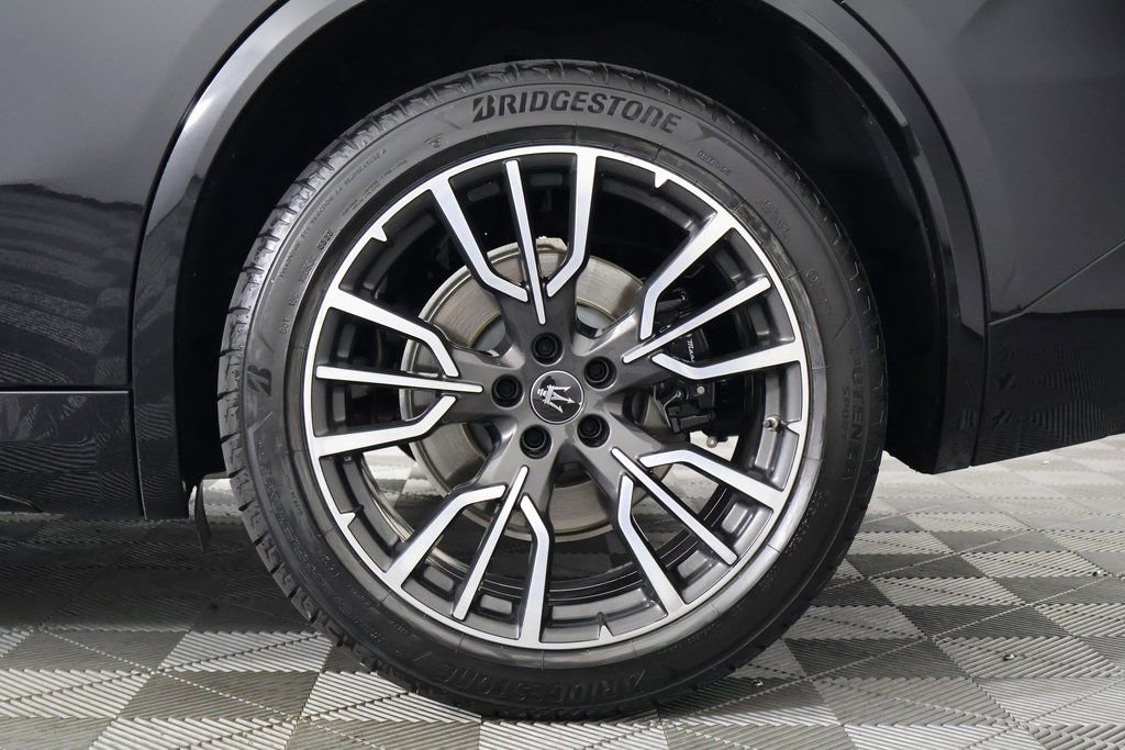 Used 2023 Maserati Grecale Modena image 16