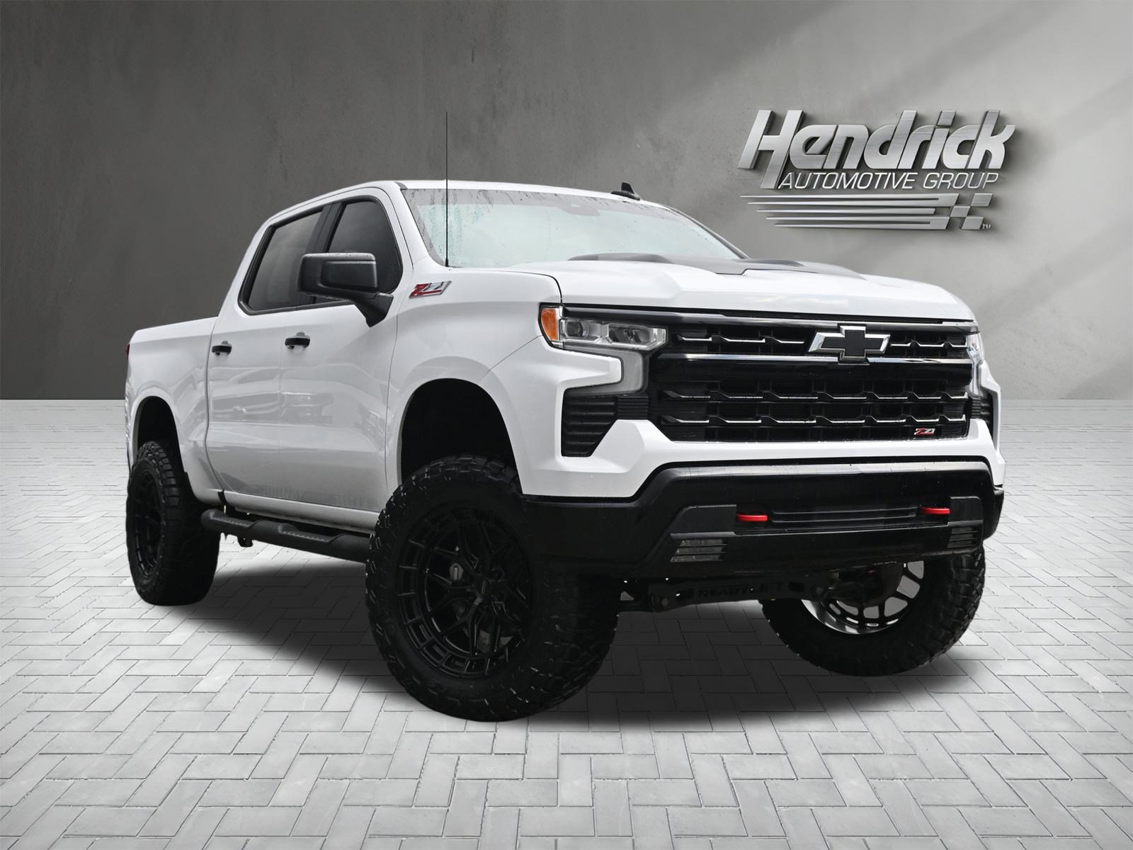 Used 2022 Chevrolet Silverado 1500 LT Trail Boss w/ Protection Package image 2