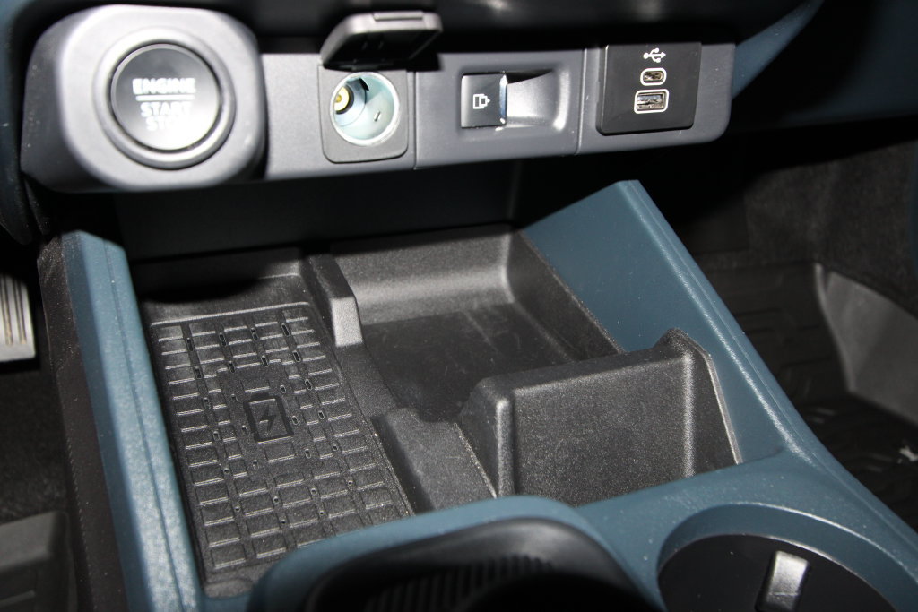 Used 2025 Ford Maverick Lobo AWD/4WD image 17