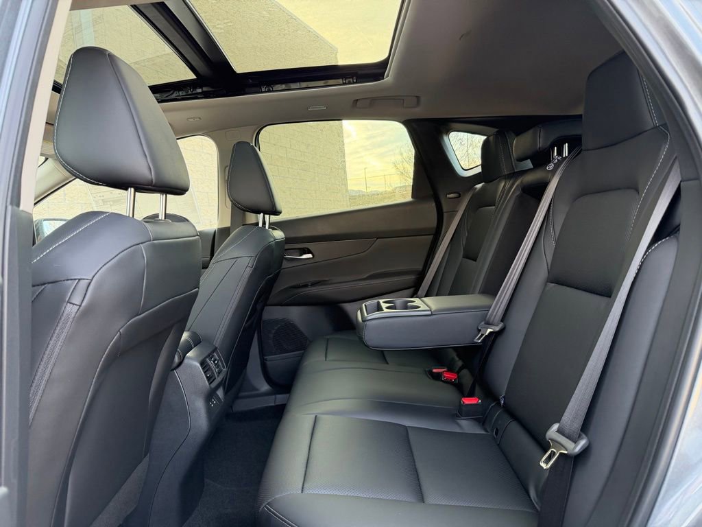 New 2026 Nissan Murano SL image 14