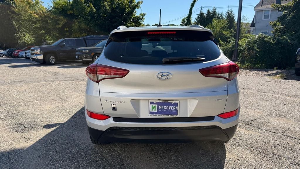 Used 2017 Hyundai Tucson SE w/ SE Popular Package 02 AWD/4WD image 5