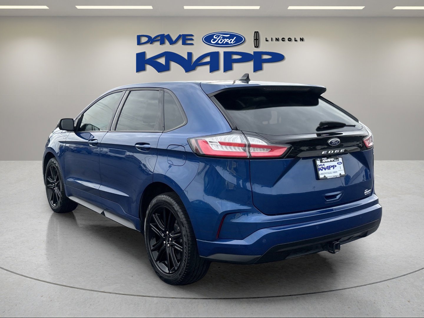 Used 2022 Ford Edge ST-Line w/ Class II Trailer Tow Package image 21