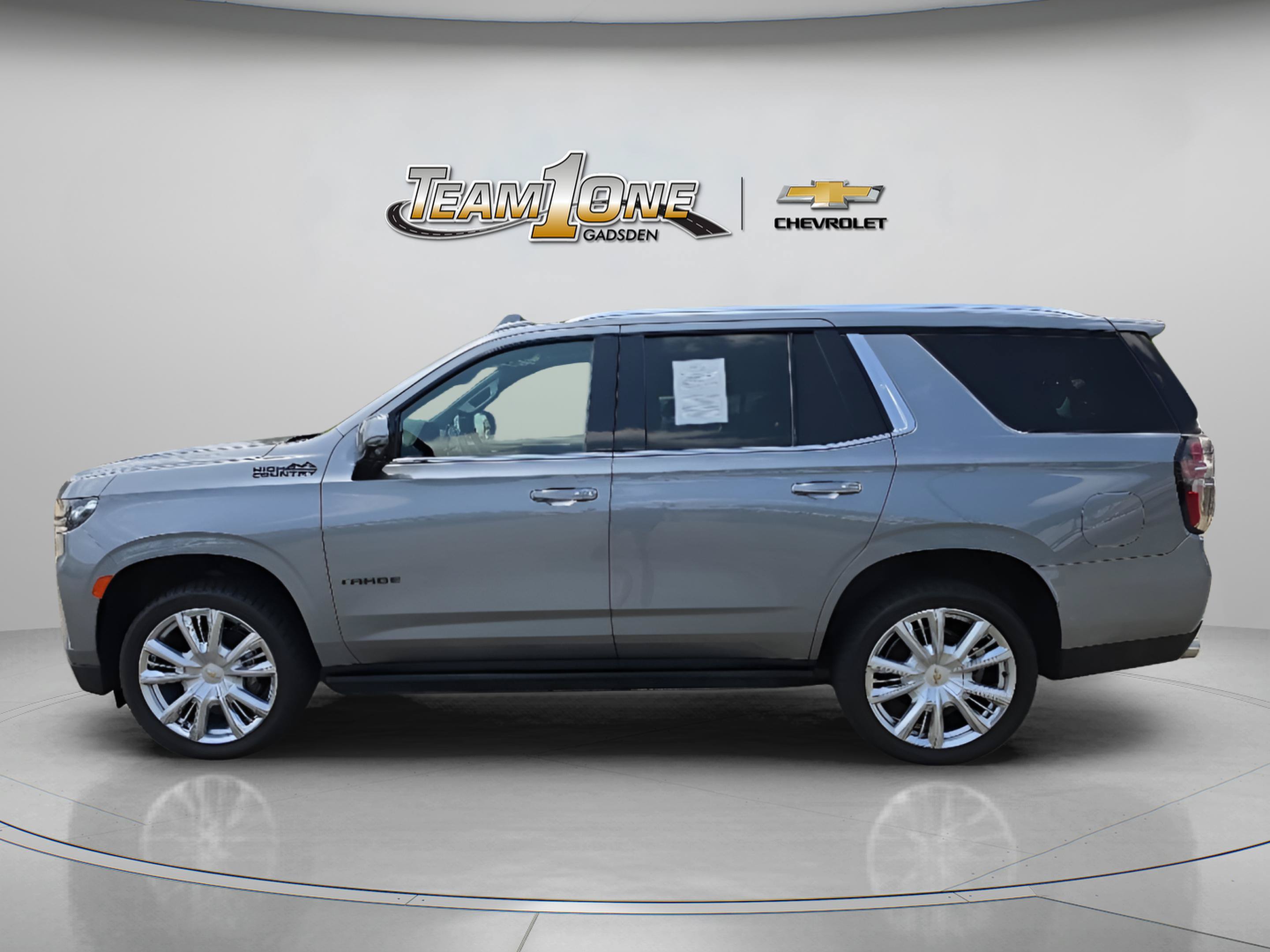 Used 2022 Chevrolet Tahoe High Country AWD/4WD image 5