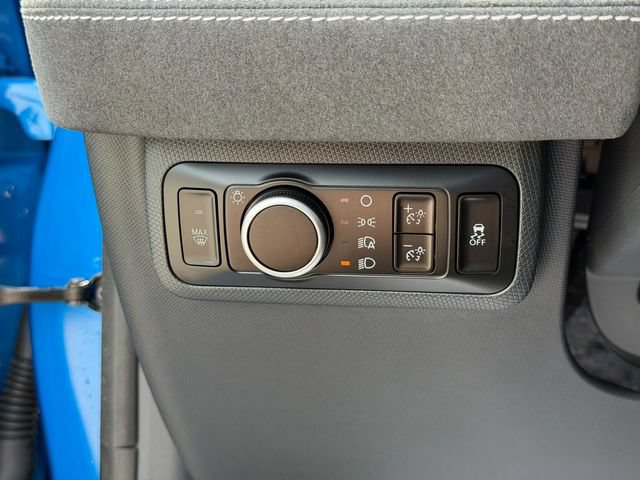Used 2025 Ford Mustang Mach-E GT AWD/4WD image 49
