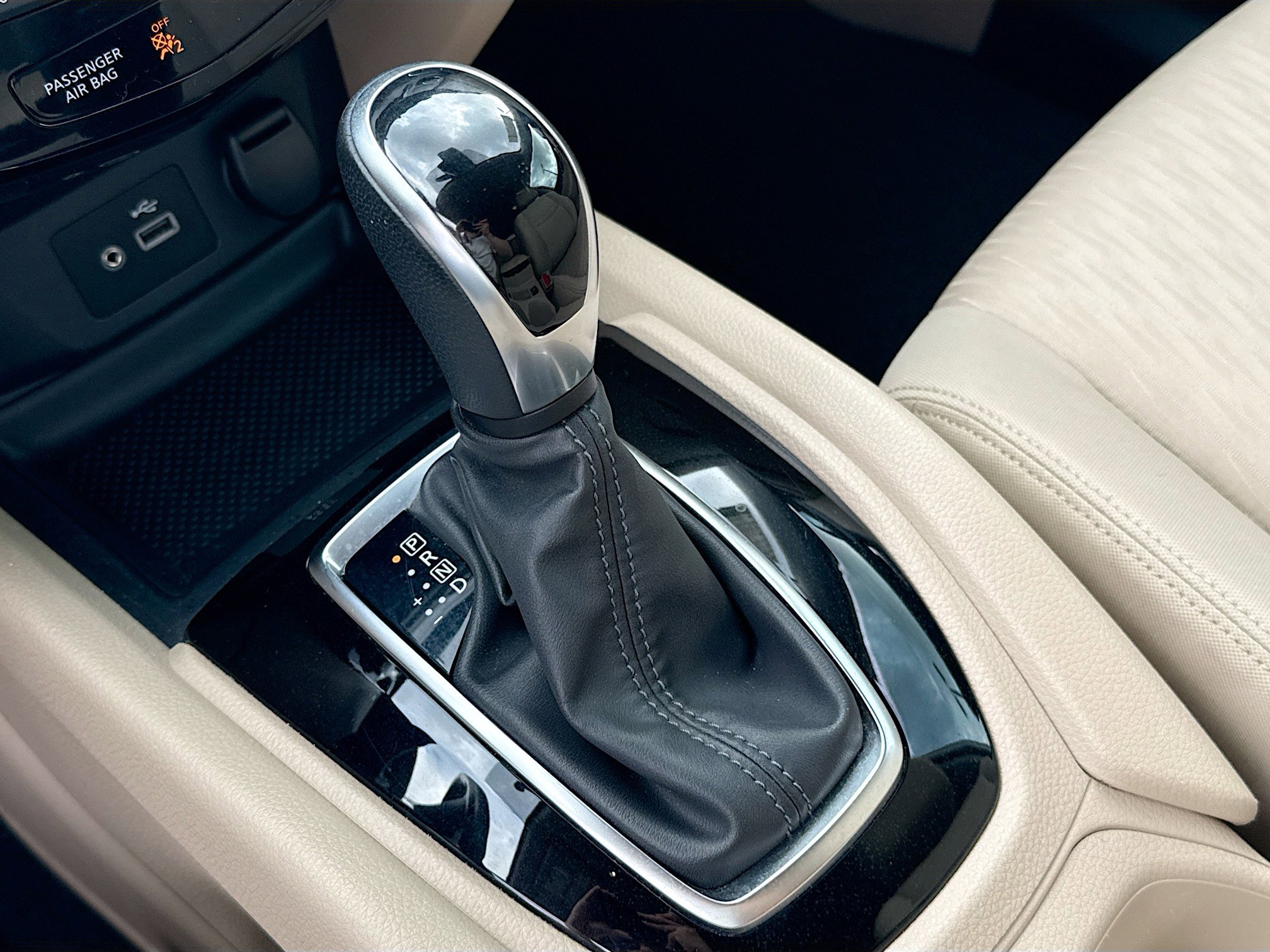 Used 2020 Nissan Rogue SV image 27