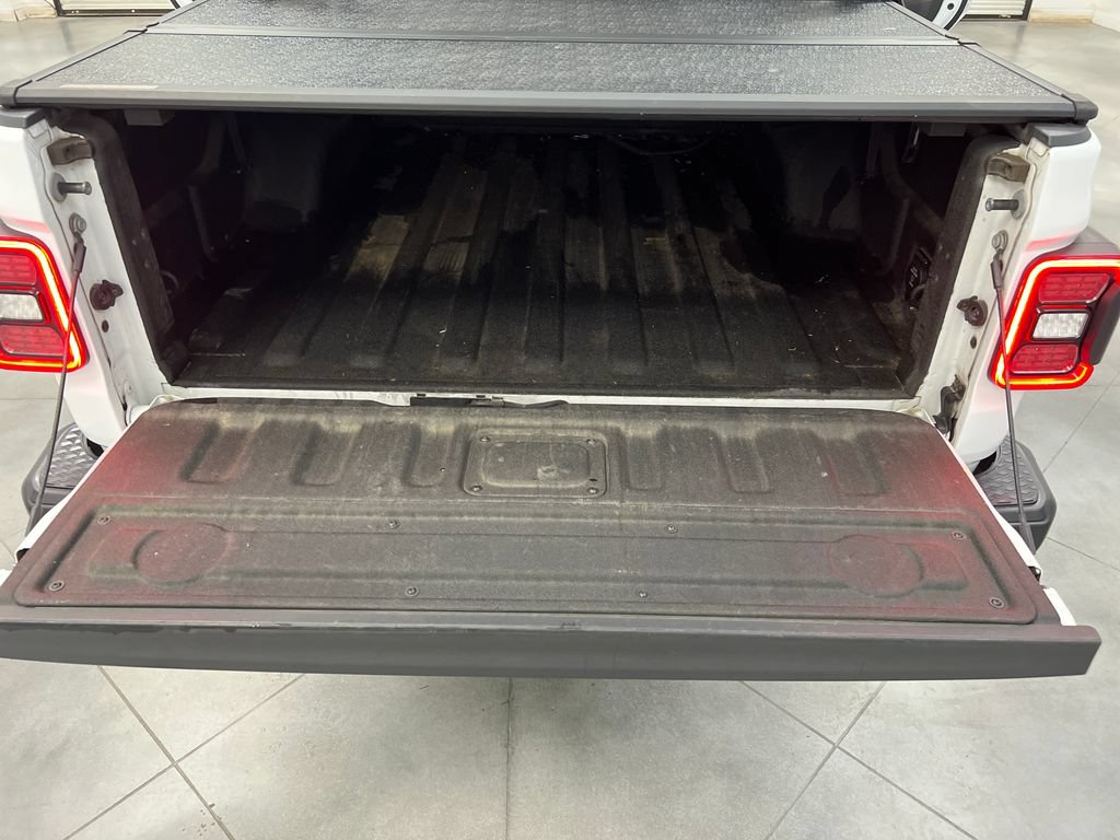 Used 2021 Jeep Gladiator Mojave w/ Dual Top Group AWD/4WD image 32