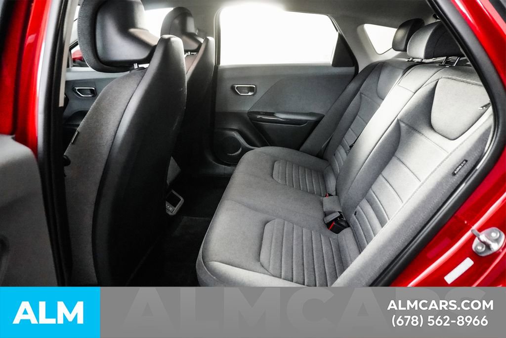 Used 2025 Kia K4 EX image 17
