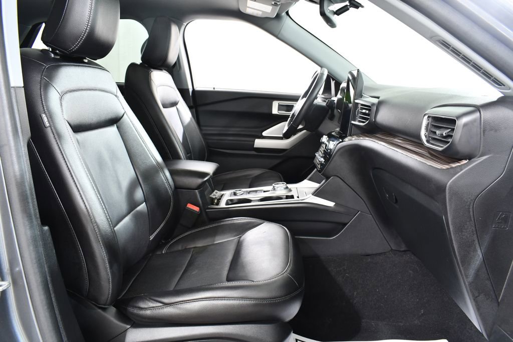 Used 2023 Ford Explorer Limited w/ Limited Technology Package image 10