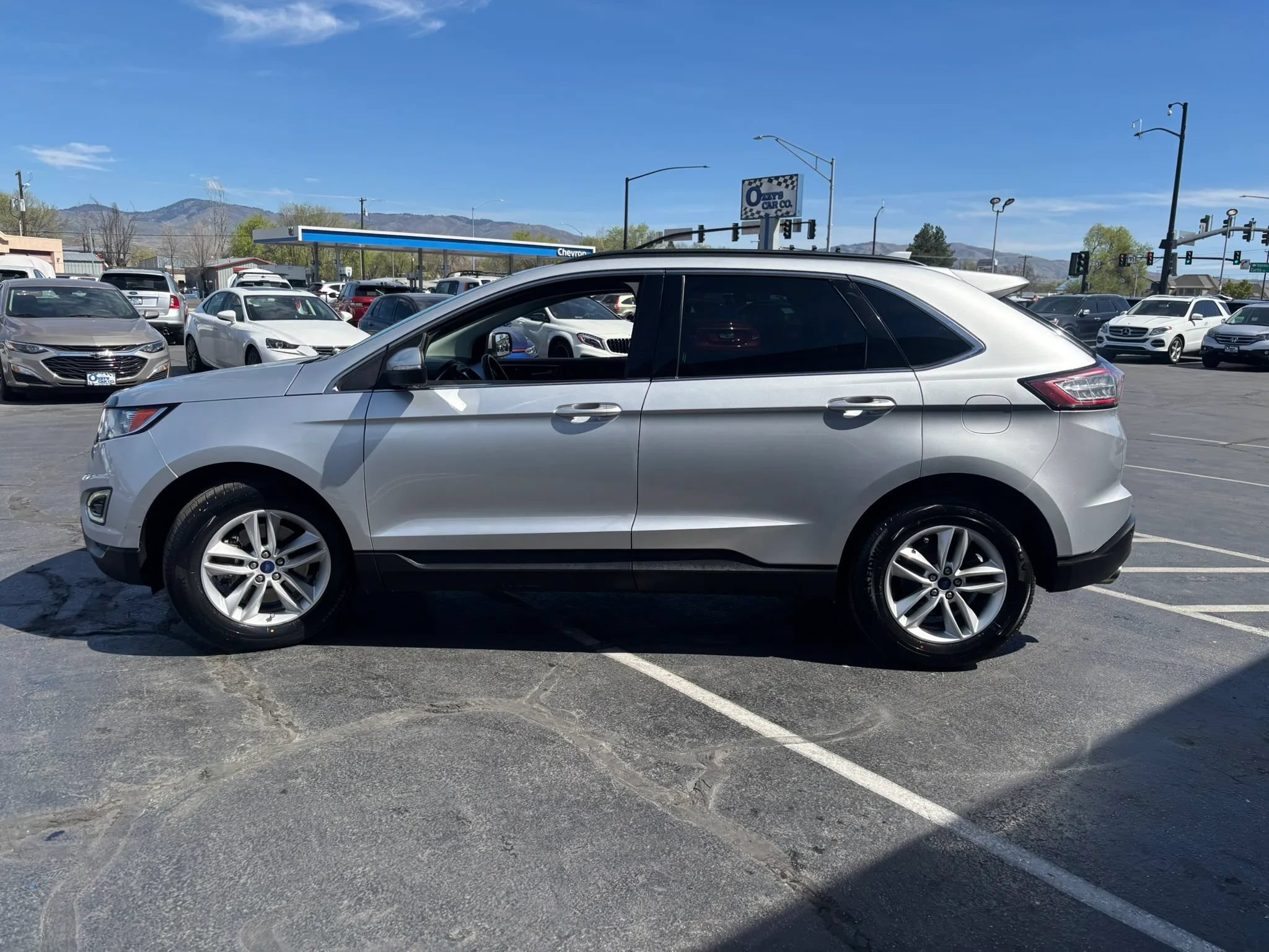 Used 2015 Ford Edge SEL w/ Equipment Group 201A AWD/4WD image 4