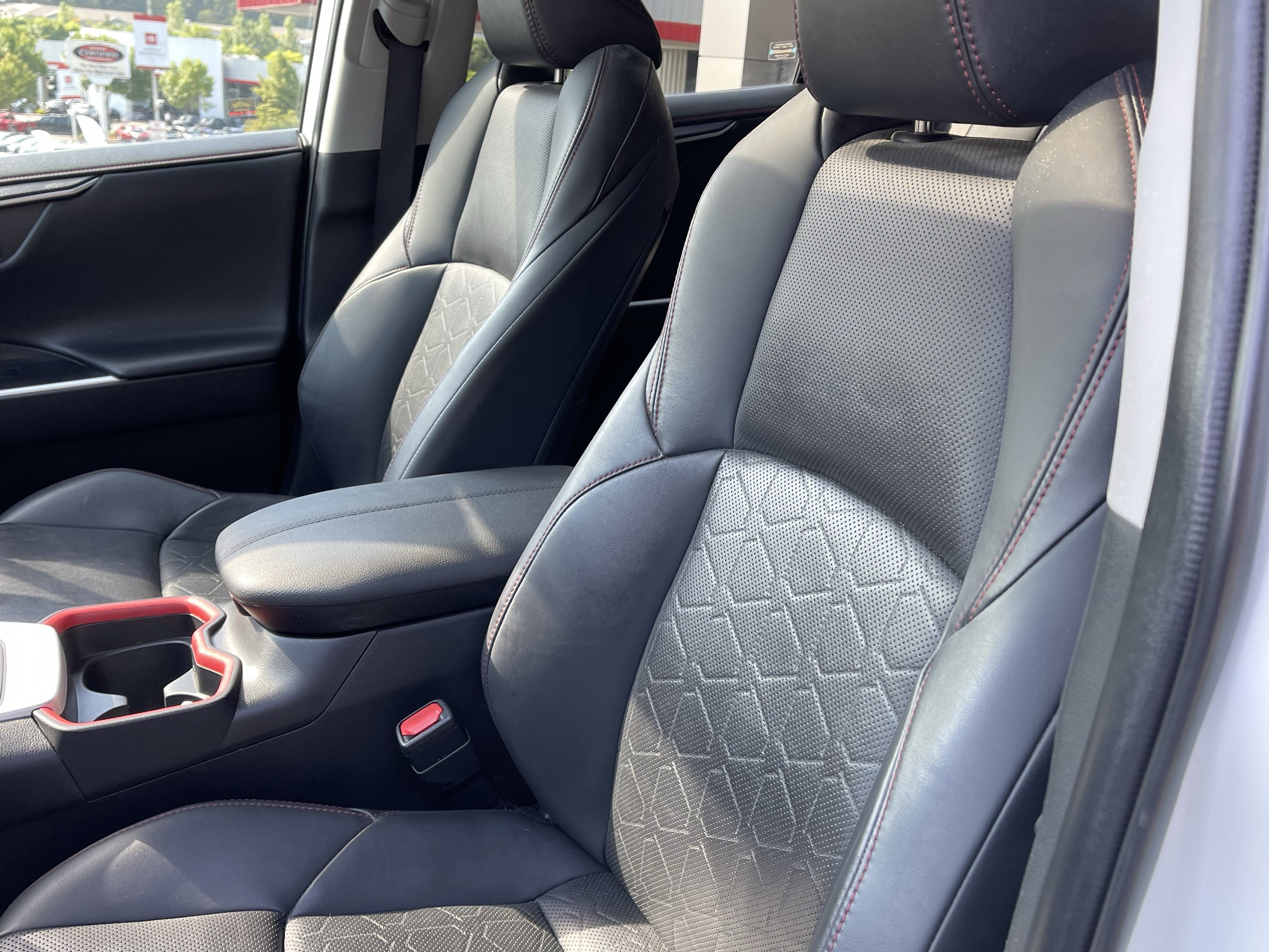 Certified 2021 Toyota RAV4 TRD Off-Road AWD/4WD image 18