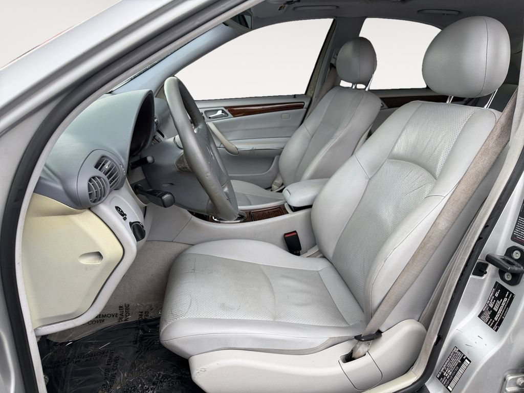 Used 2001 Mercedes-Benz C 320 Sedan image 13