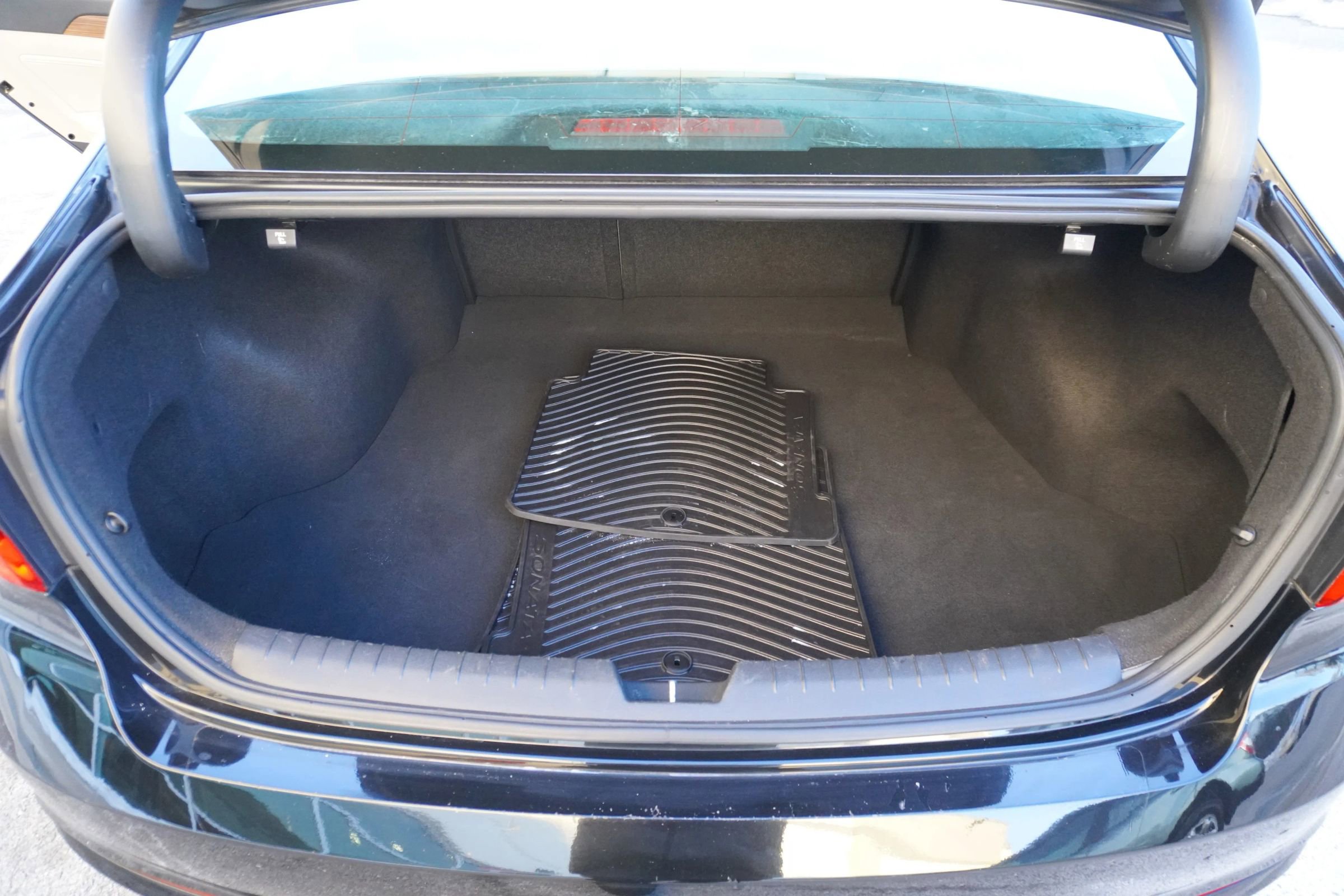 Used 2015 Hyundai Sonata Limited w/ Option Group 05 image 12