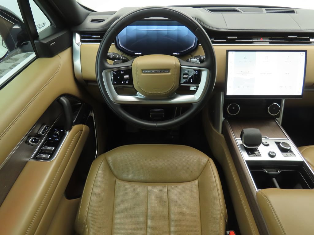 Certified 2023 Land Rover Range Rover SE image 10