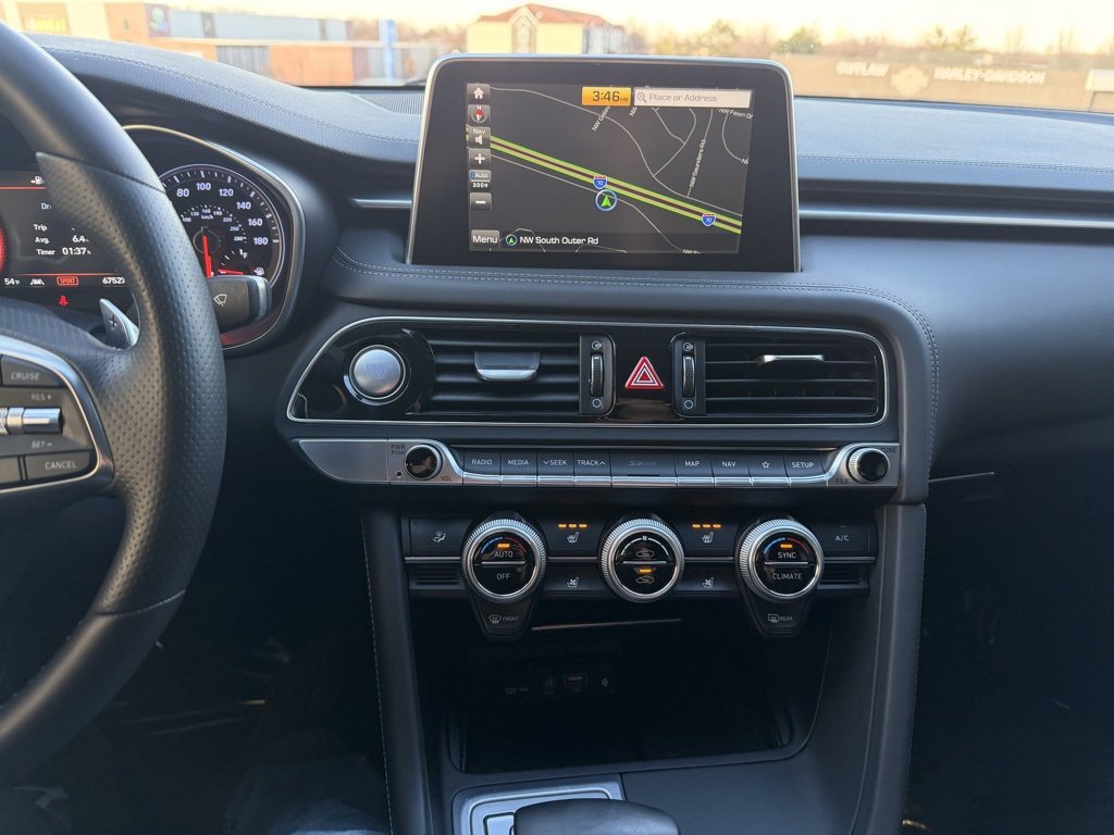 Used 2019 Genesis G70 2.0T Advanced w/ Dynamic Package image 24