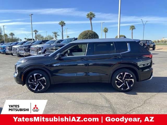 Used 2024 Mitsubishi Outlander SEL image 4