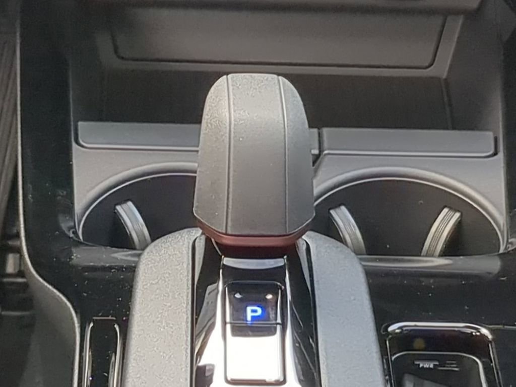 New 2025 Toyota Prius XSE image 18