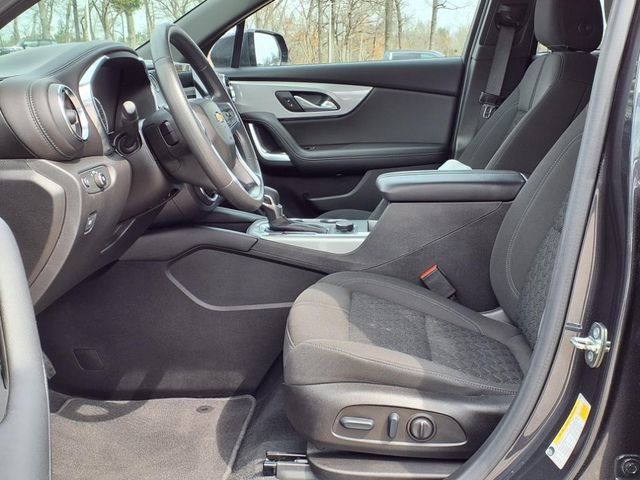Used 2022 Chevrolet Blazer LT image 9