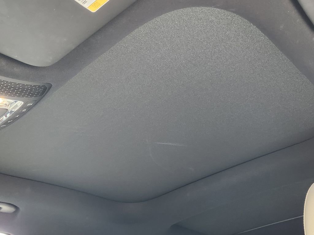 Used 2021 Mercedes-Benz GLA 250 4MATIC image 23