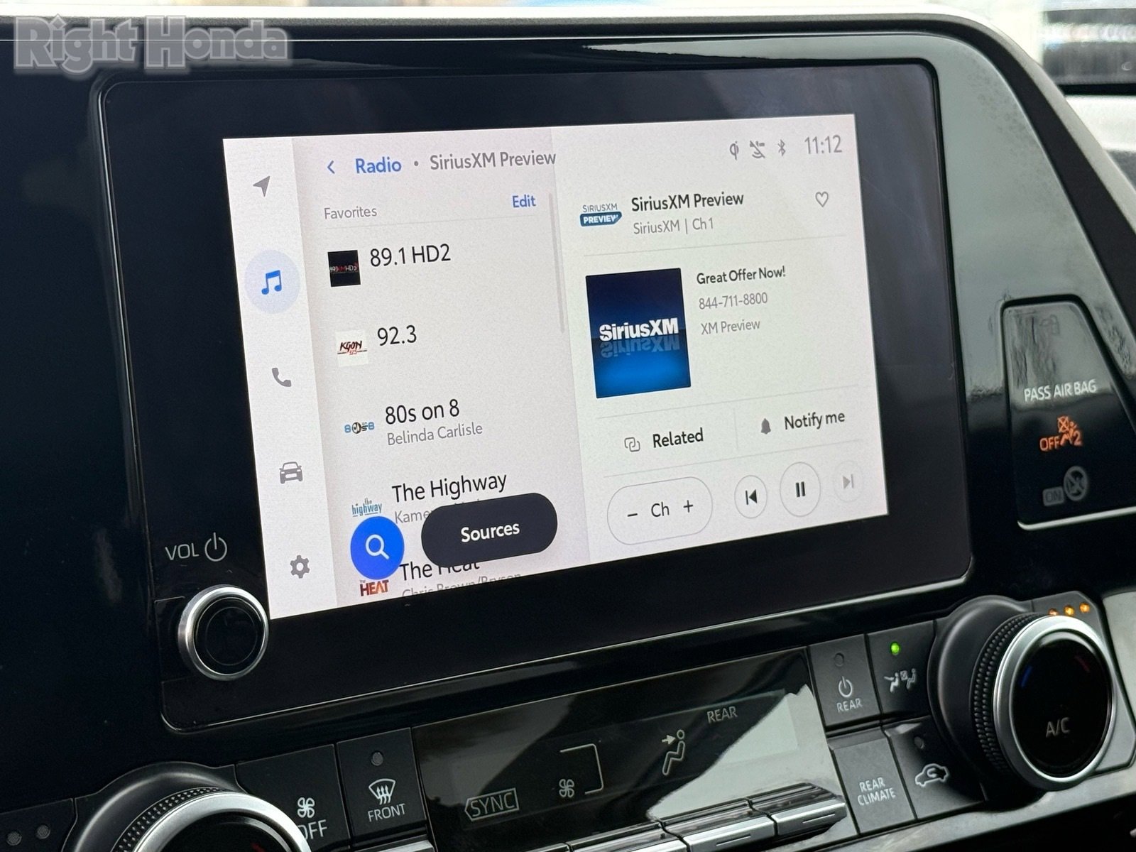 Used 2023 Toyota Highlander XLE image 20