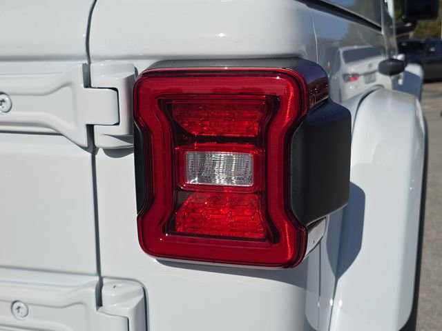 New 2026 Jeep Wrangler Sahara image 8