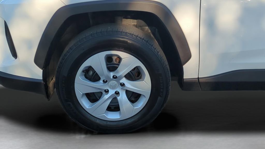 Certified 2023 Toyota RAV4 LE image 26