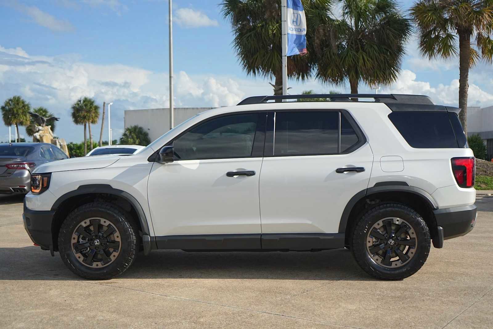 Used 2026 Honda Passport TrailSport Elite image 3