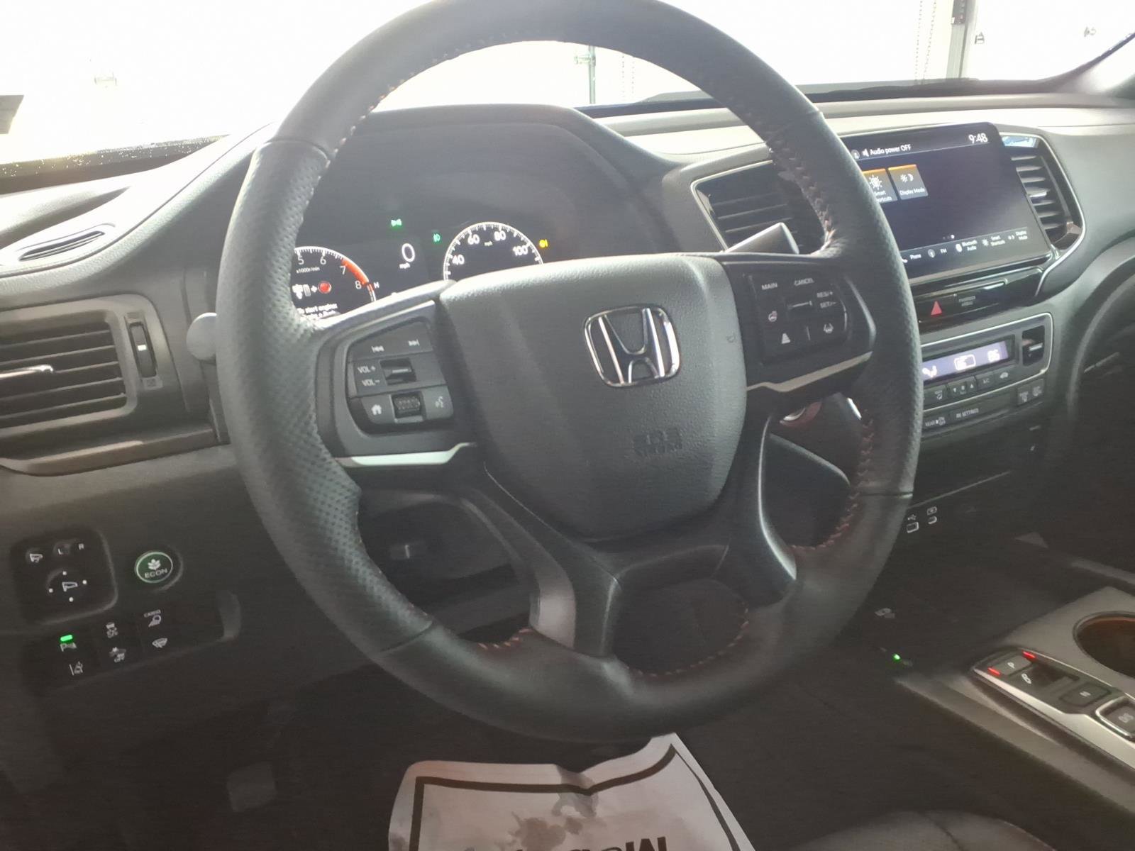 Used 2025 Honda Ridgeline TrailSport image 11