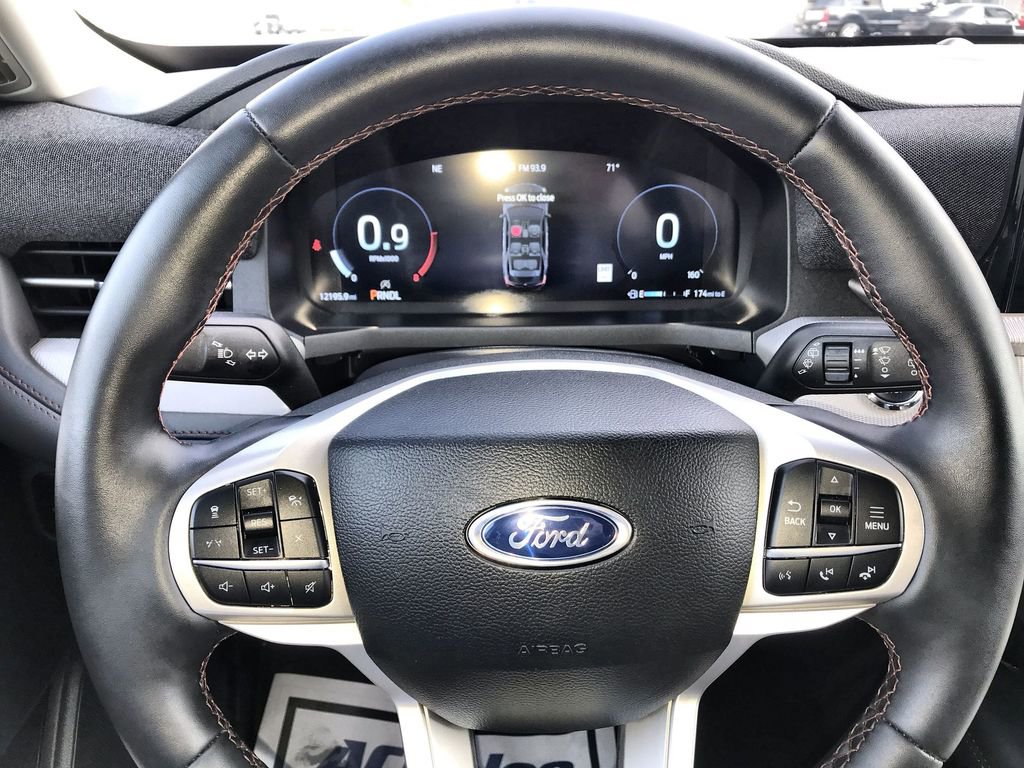 Used 2025 Ford Explorer Active w/ Active Comfort Package image 14