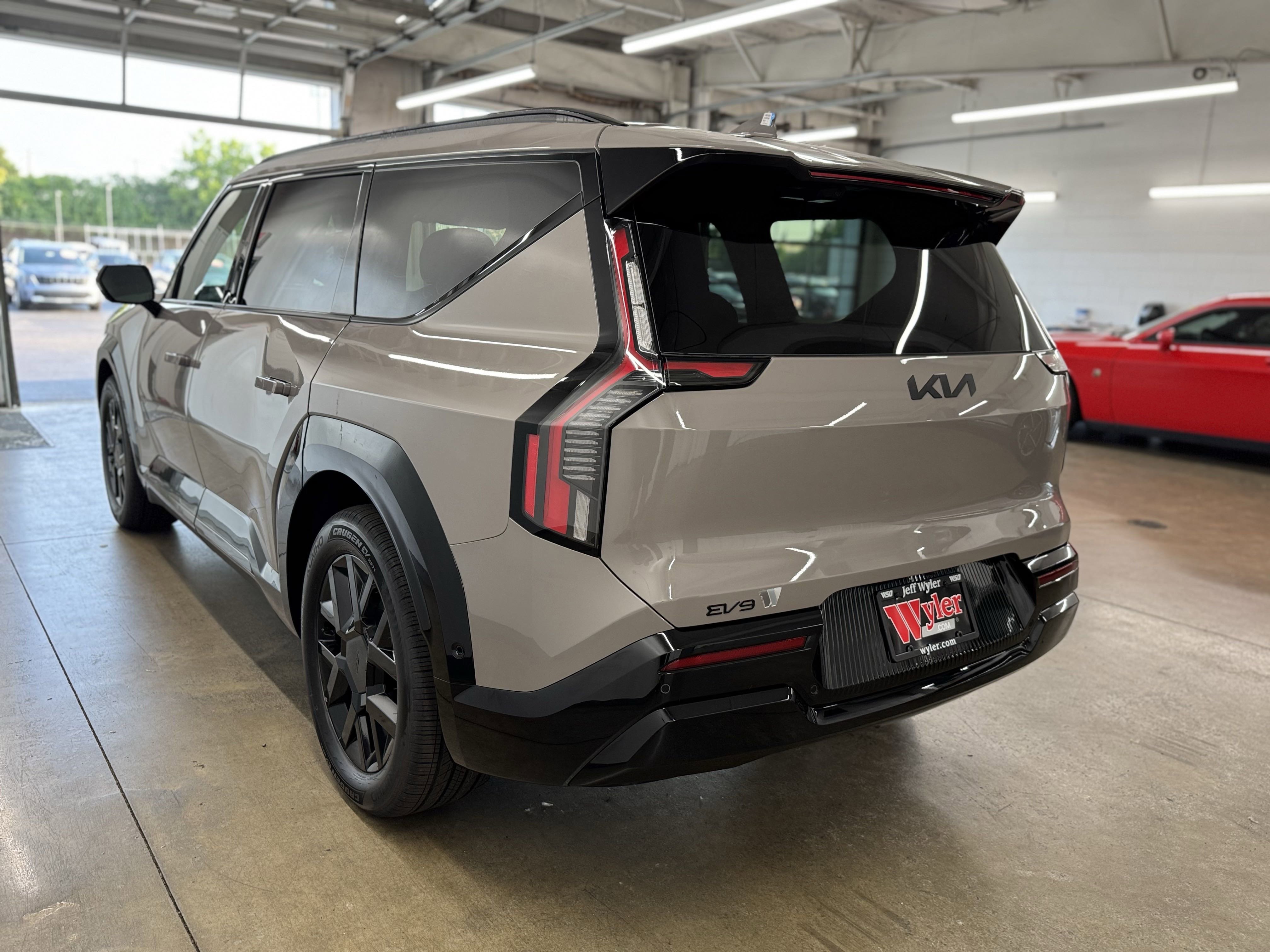 New 2026 Kia EV9 Land w/ Nightfall Edition Package image 7