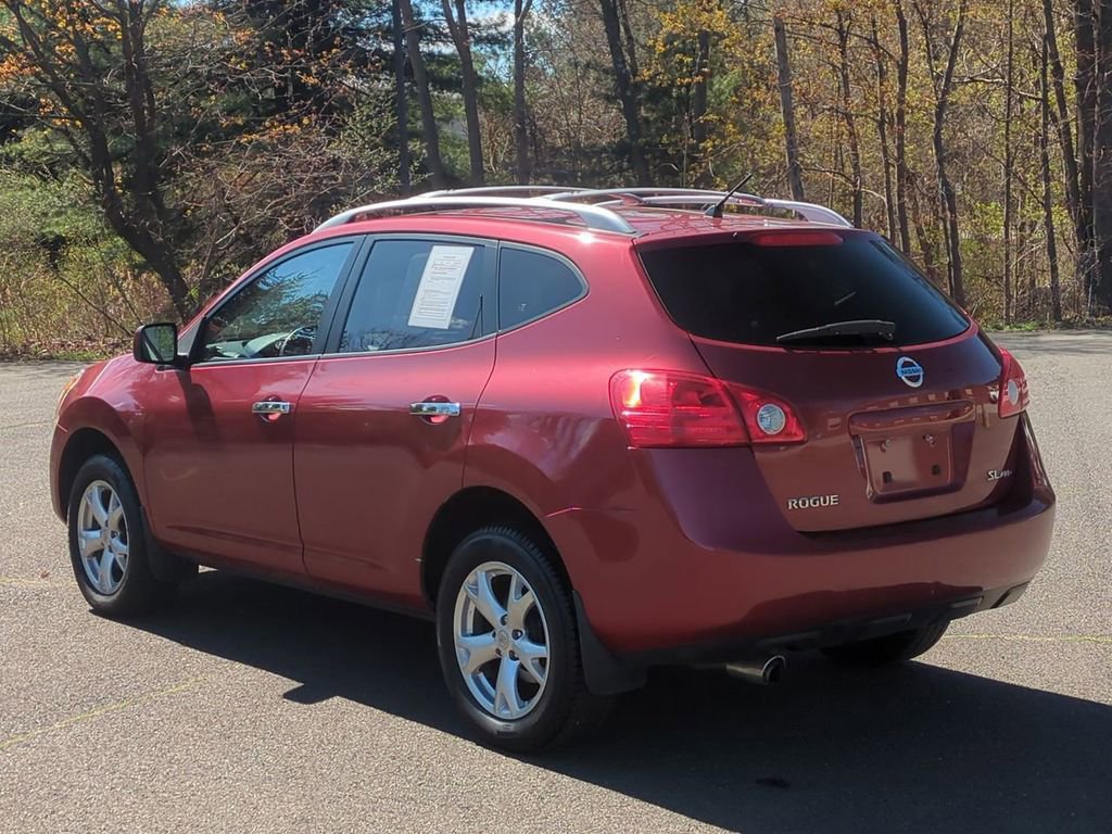 Used 2010 Nissan Rogue SL w/ Moonroof Pkg image 6