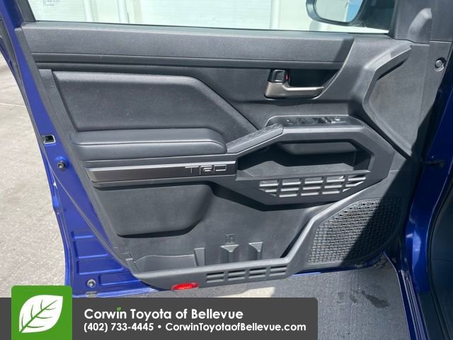 Used 2025 Toyota Tacoma TRD Off-Road image 10