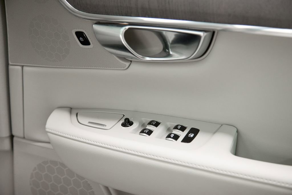 Certified 2023 Volvo S90 B6 Ultimate image 25