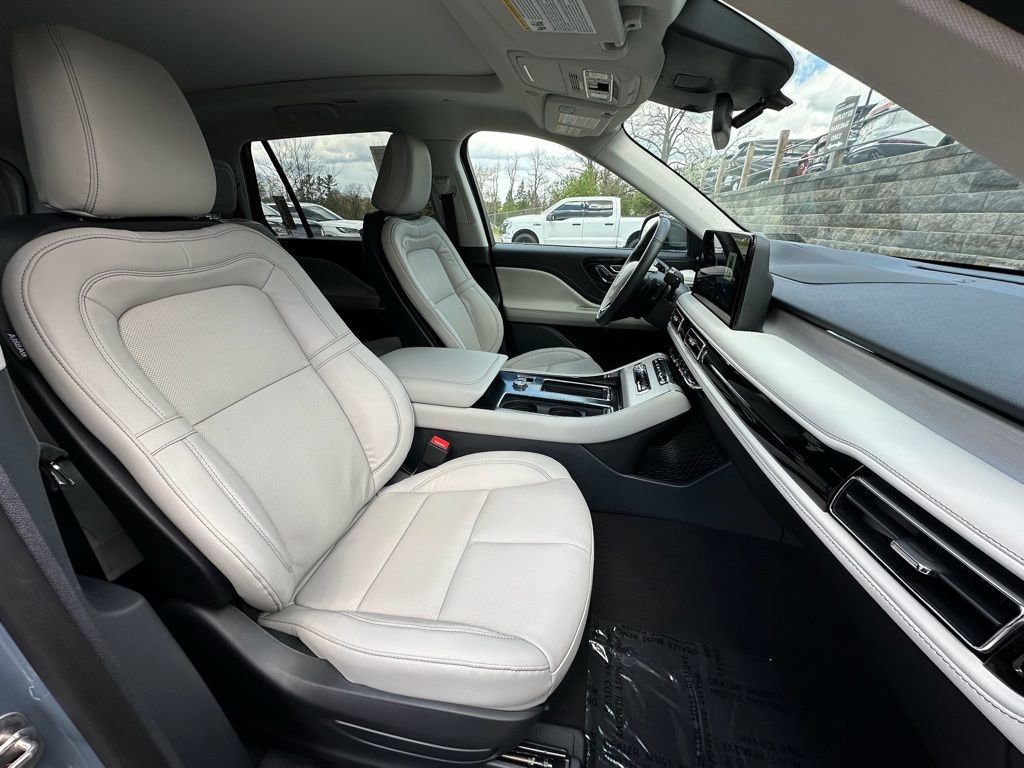 New 2026 Lincoln Aviator Reserve AWD/4WD image 23