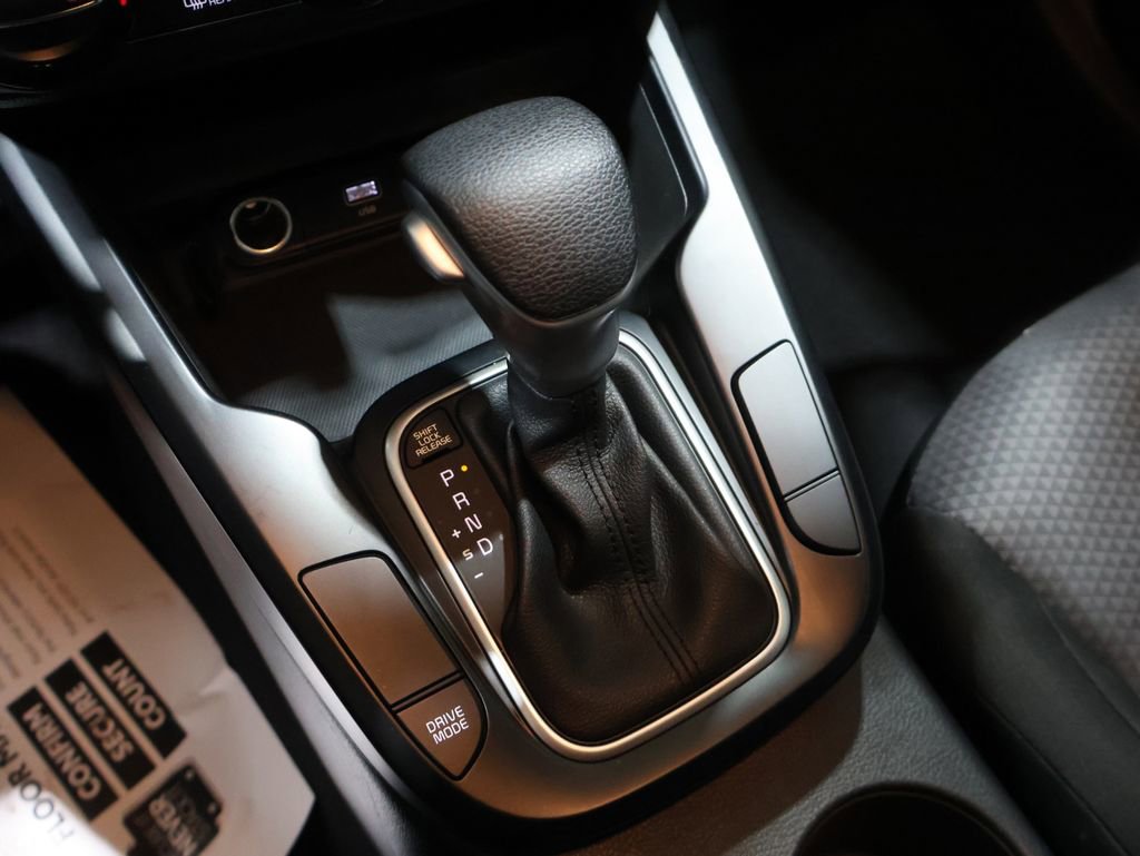 Used 2024 Kia Soul LX w/ Option Group 015 image 29