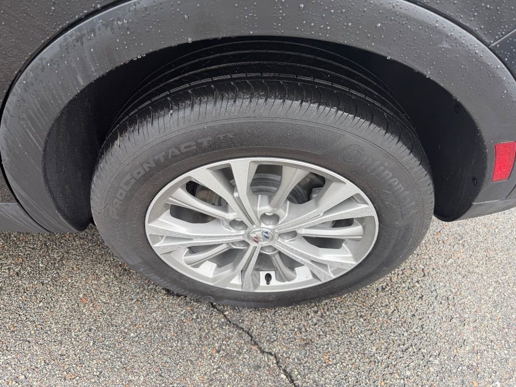 Used 2023 Buick Envision Preferred image 11