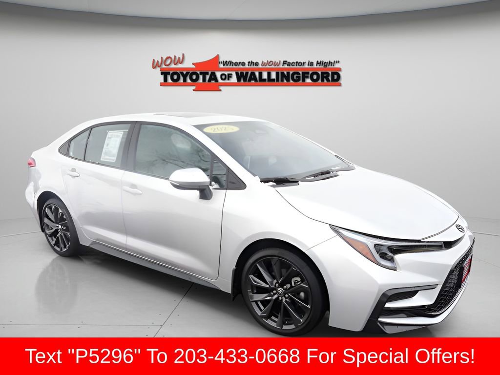 Certified 2025 Toyota Corolla SE w/ SE Premium Package FWD image 11
