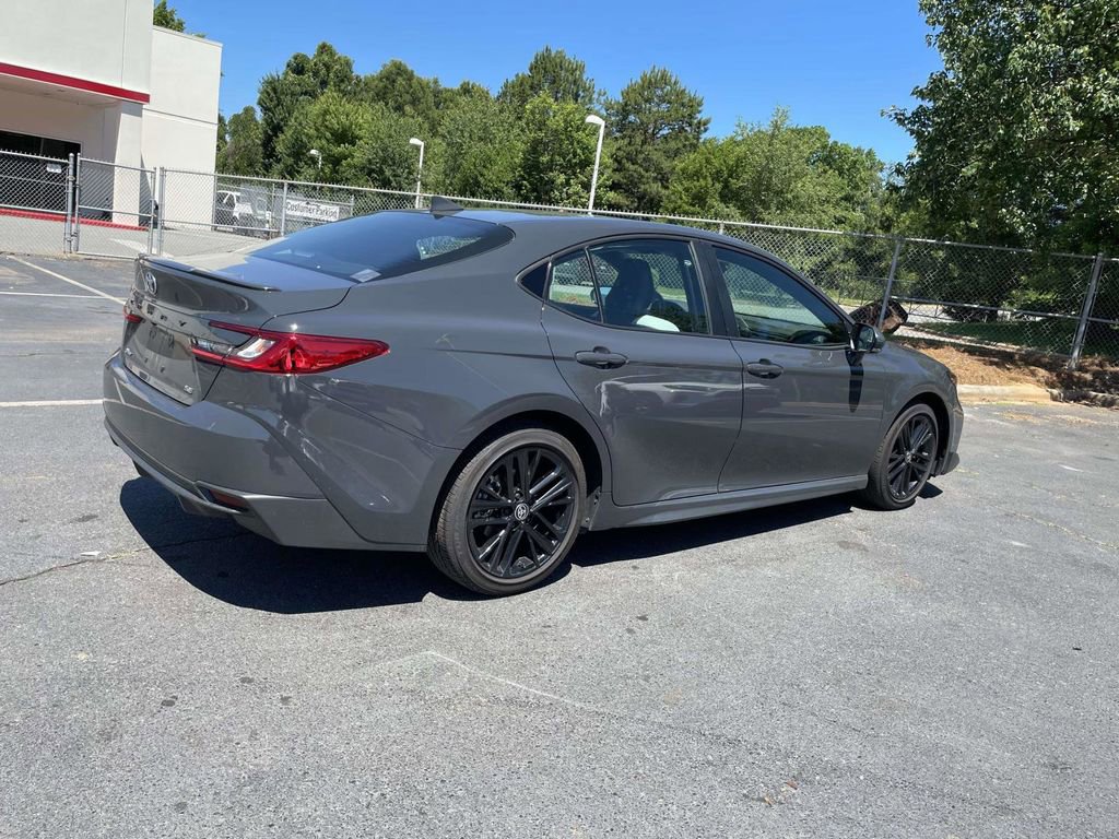 Used 2025 Toyota Camry SE FWD image 25